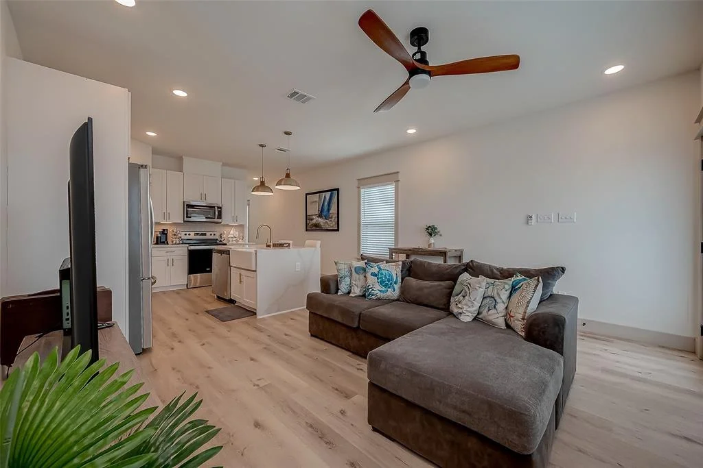 Photo of 444 6th Street