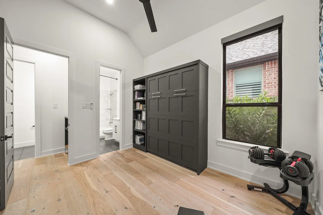 Photo of 2932 Harbor Spring Way
