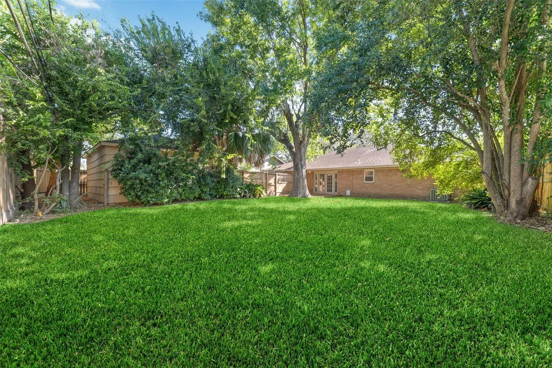 Photo of 11426 Endicott Lane