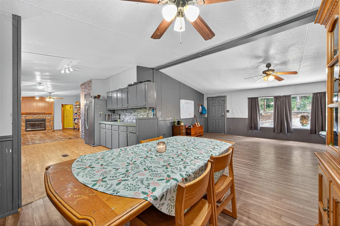 Photo of 1031 Morris Creek Road