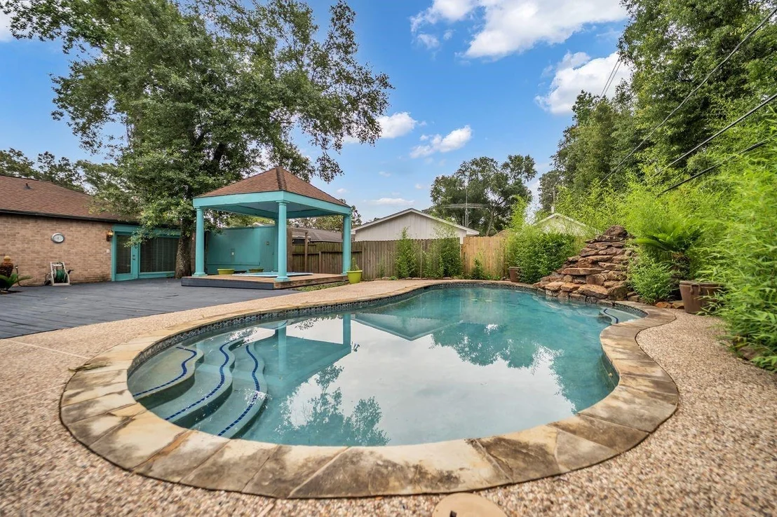 Photo of 18815 Whitewood Drive
