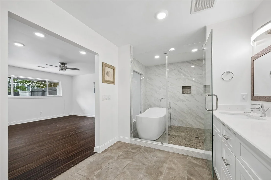 Photo of 10602 Riverview Drive