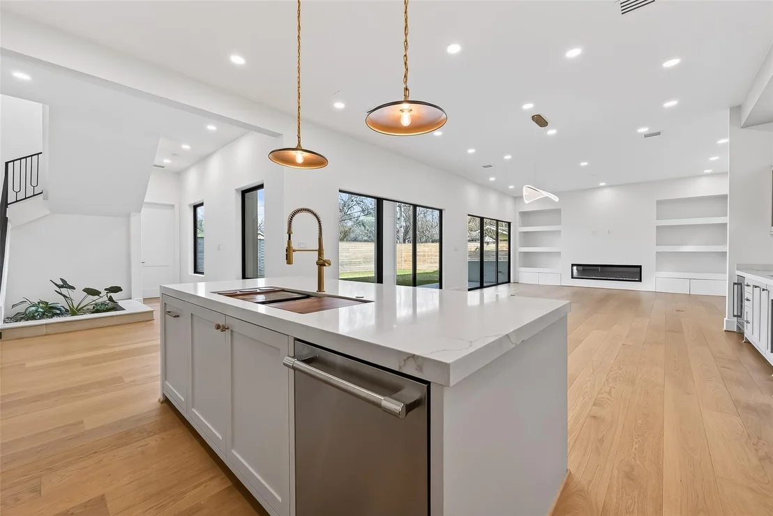 Photo of 6534 Corbin Street