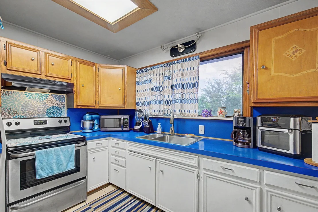 Photo of 1019 Sunset Drive