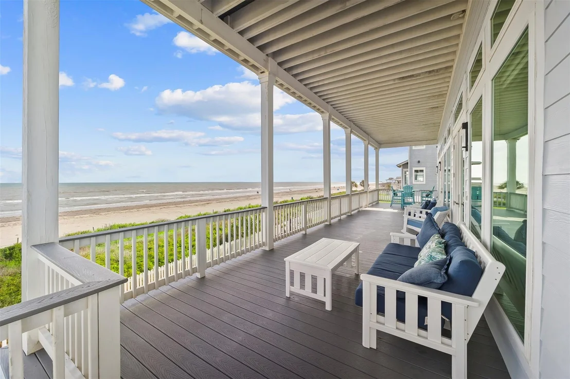 Photo of 11707 Beachside