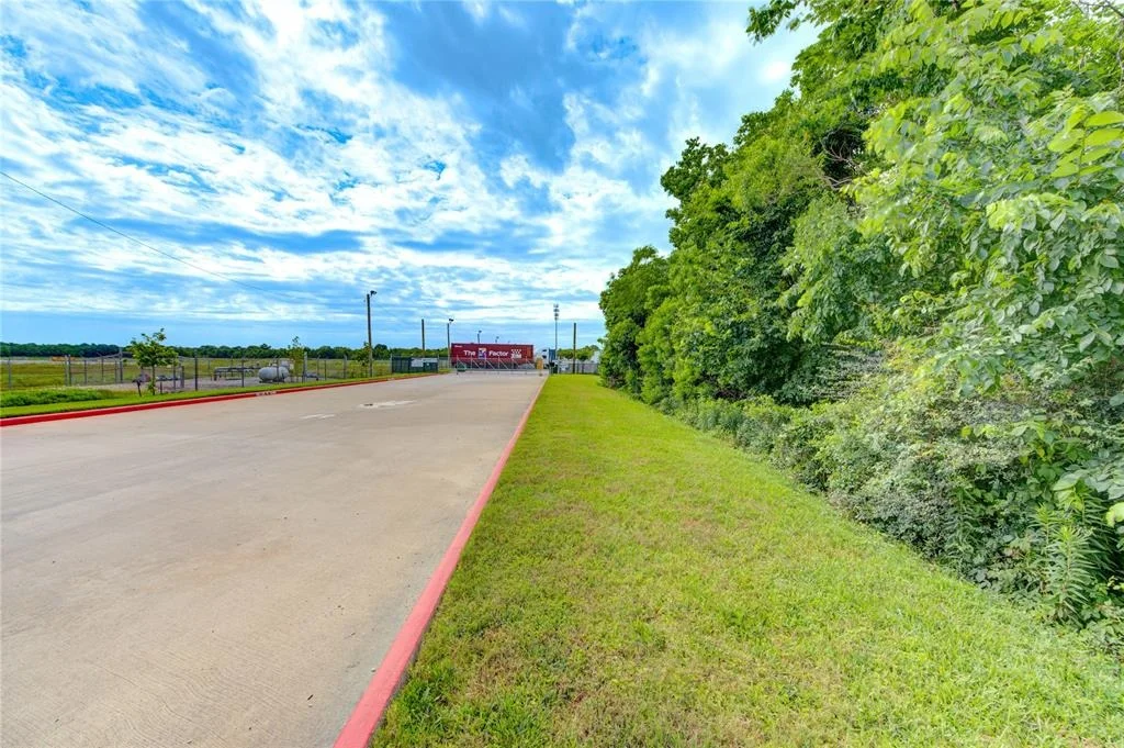 Photo of 0 Red Bluff Road