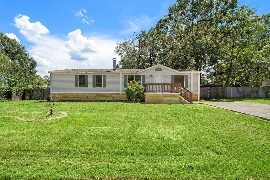 Photo of 16482 Pisces Road