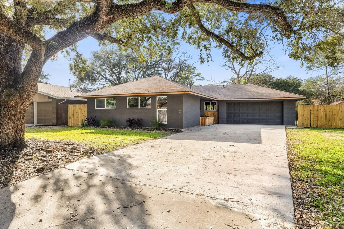 Photo of 11106 Huggins Drive