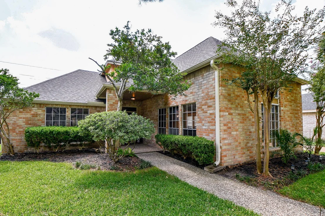 Photo of 1230 Crossfield Drive