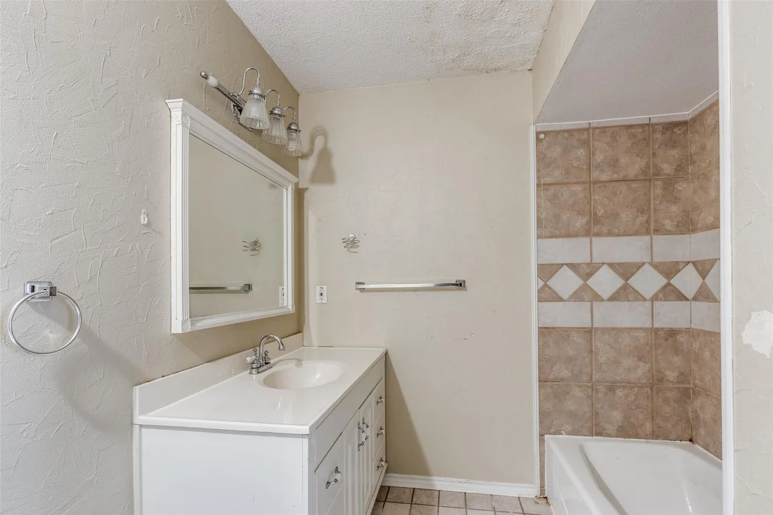 Photo of 24010 Landing Way Drive