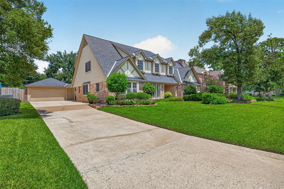 Photo of 12306 Laneview Drive