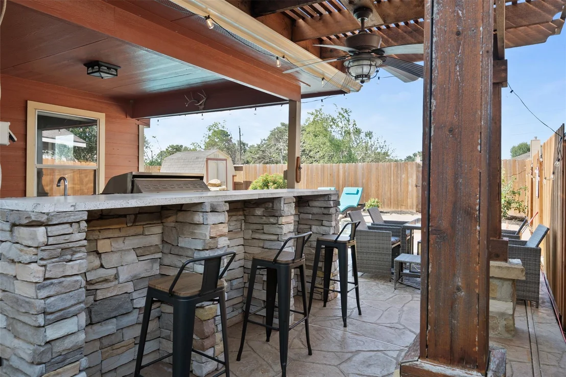 Photo of 507 Northvalley Drive