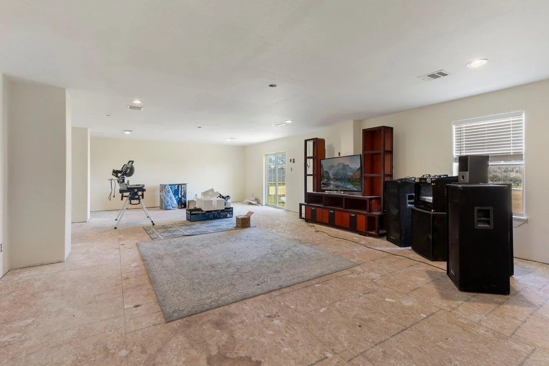 Photo of 2464 N Walker Road