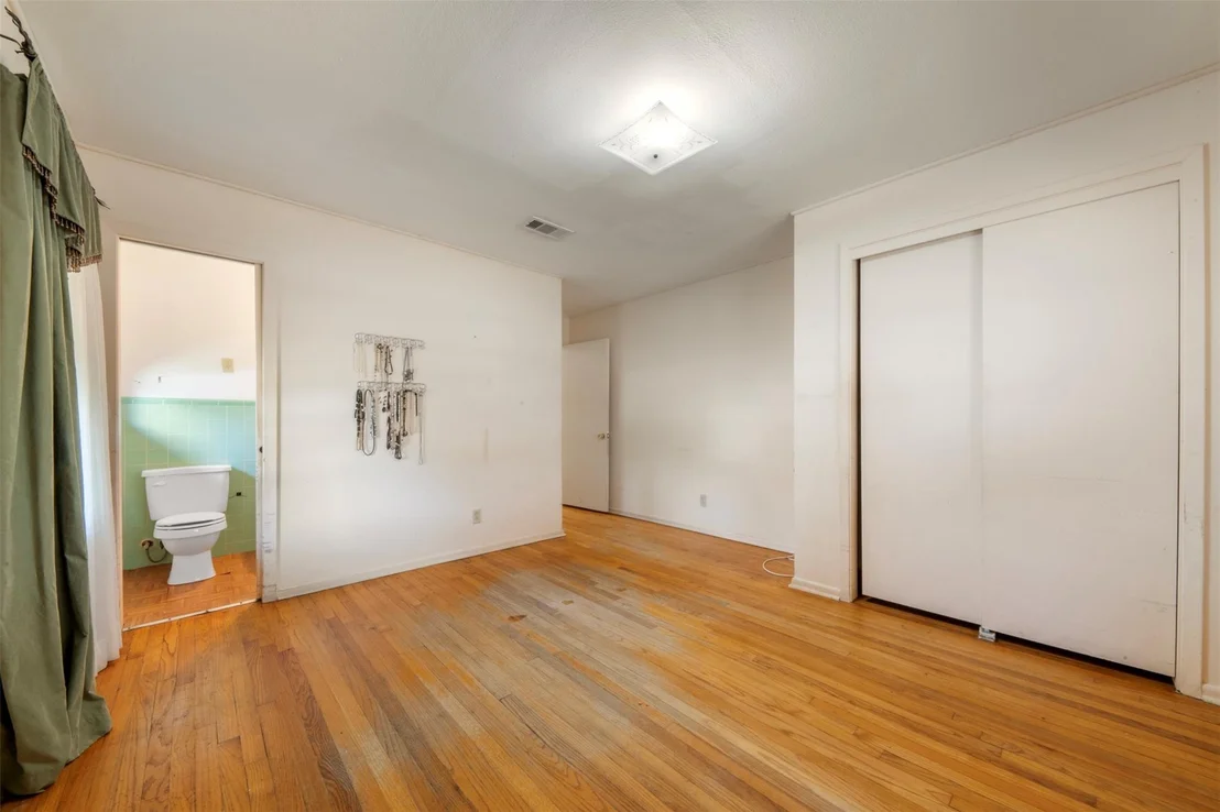 Photo of 5801 Jason Street