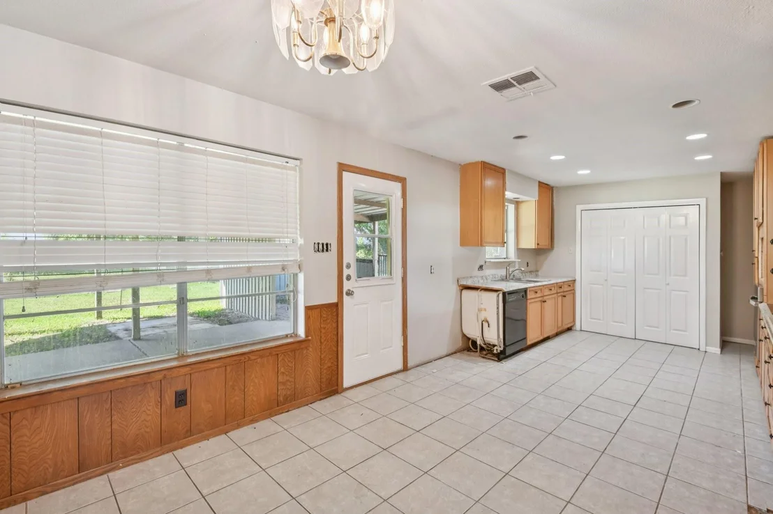 Photo of 20123 Edworthy Road
