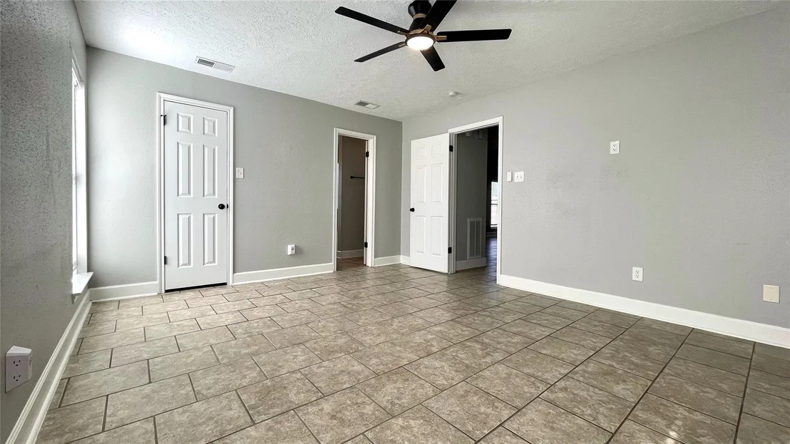Photo of 14519 Bladenboro Drive