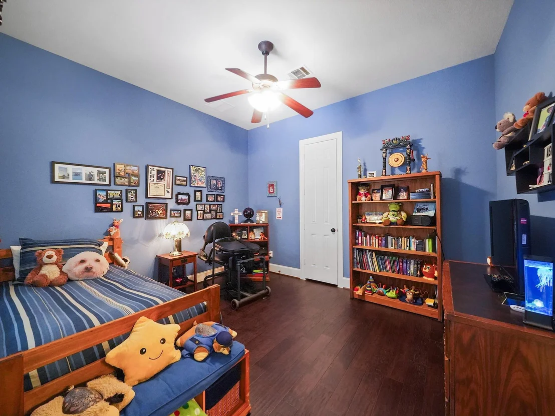 Photo of 6015 Madrone Mdw Drive