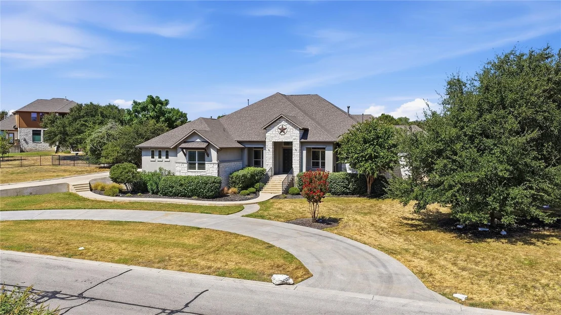 Photo of 205 Standing Oak Drive