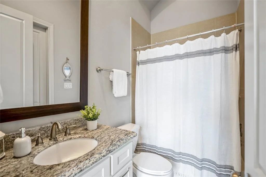 Photo of 10913 Upland Park