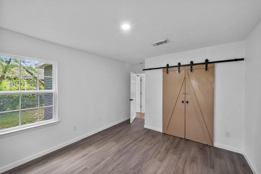 Photo of 1614 Palmwood Drive