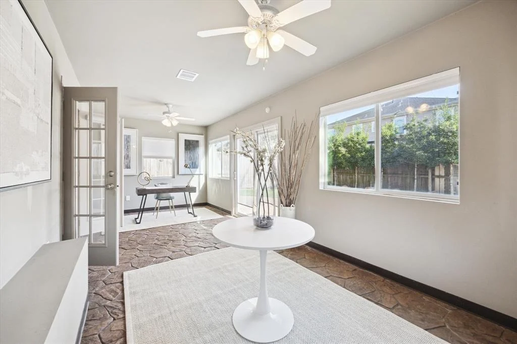 Photo of 1501 Ebony Lane