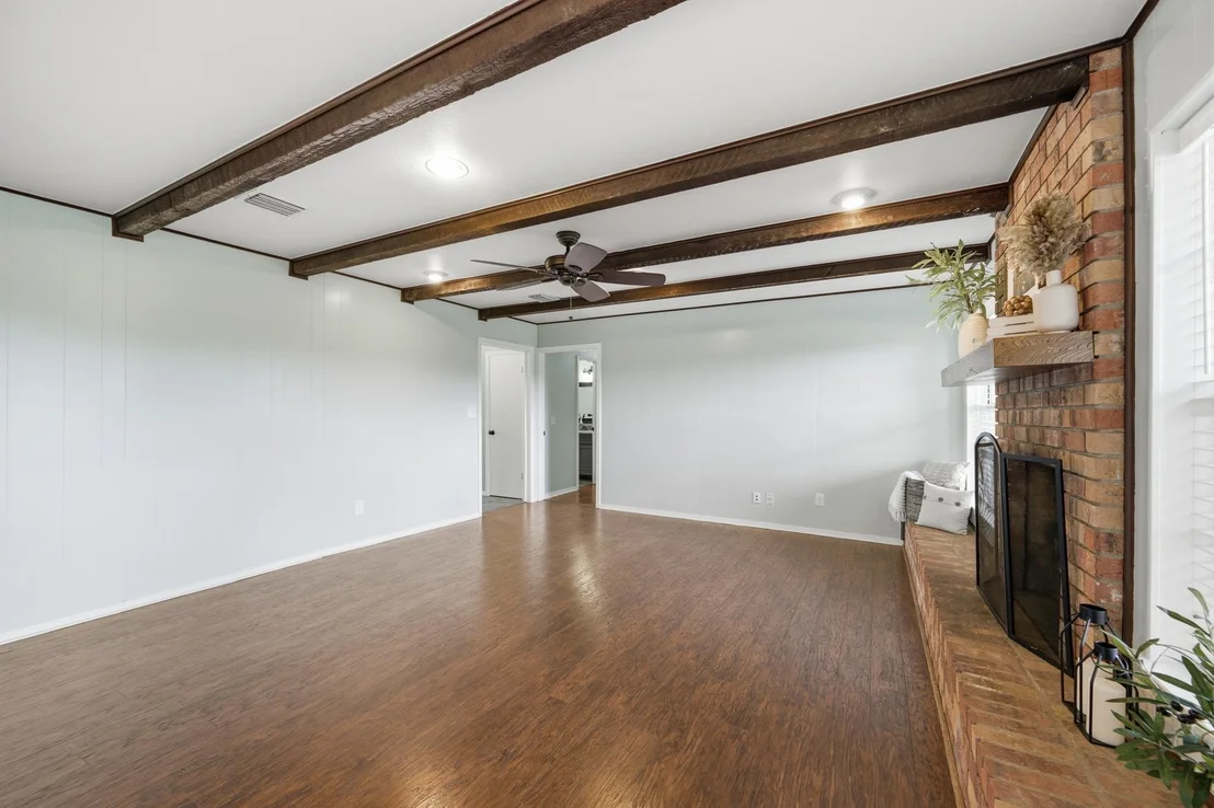 Photo of 1416 Linwood Drive