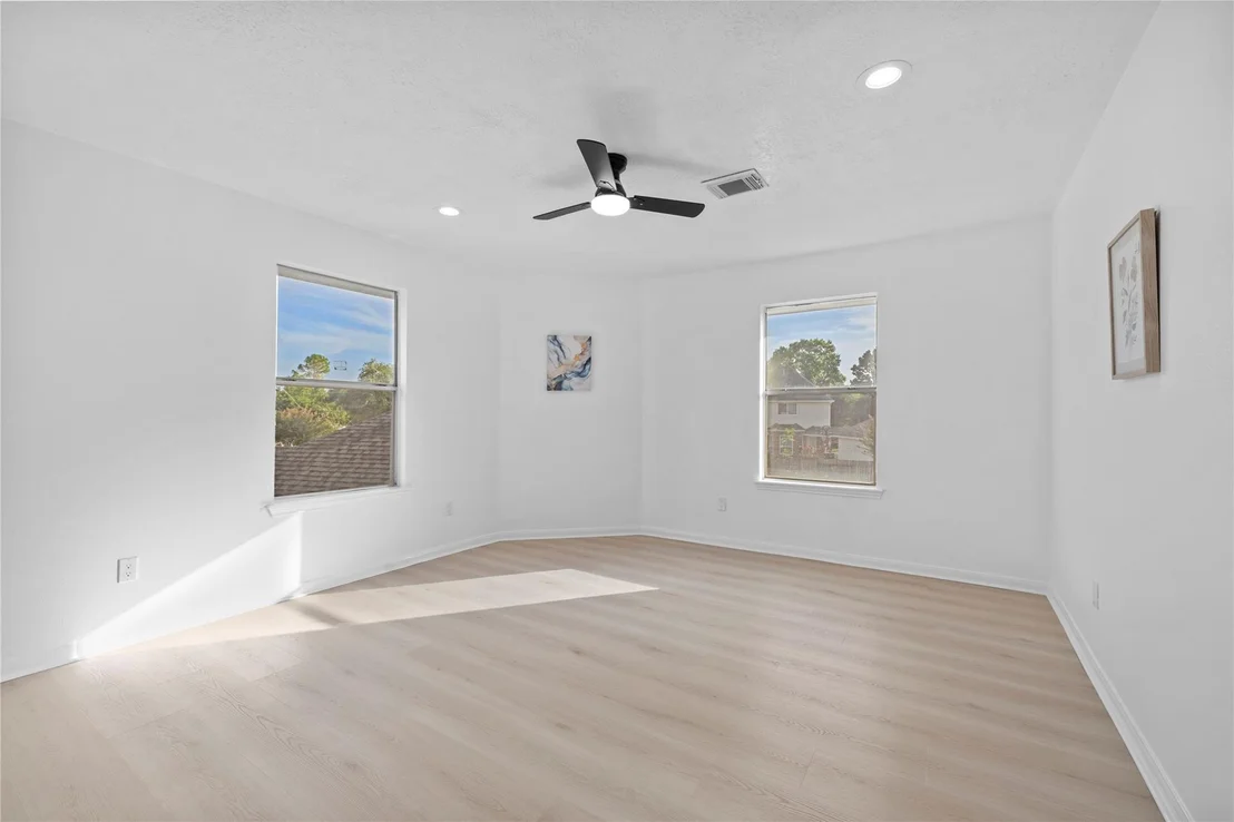 Photo of 9714 Broadley Drive