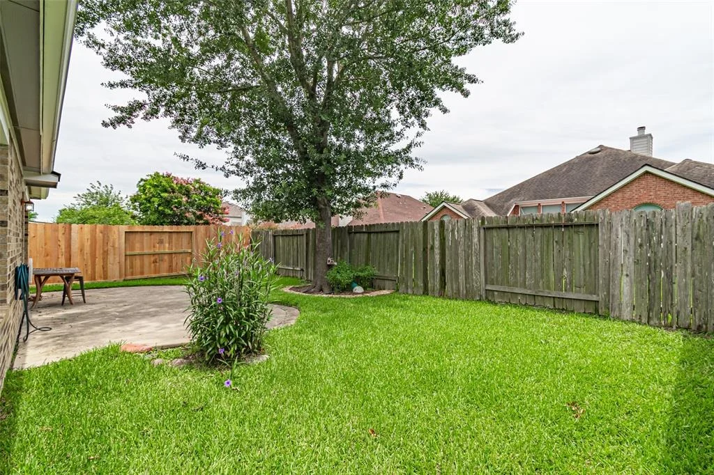 Photo of 17119 Shadow Ledge Drive