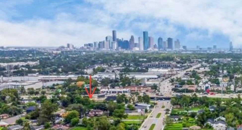 Photo of 1327 & 1329 North Loop