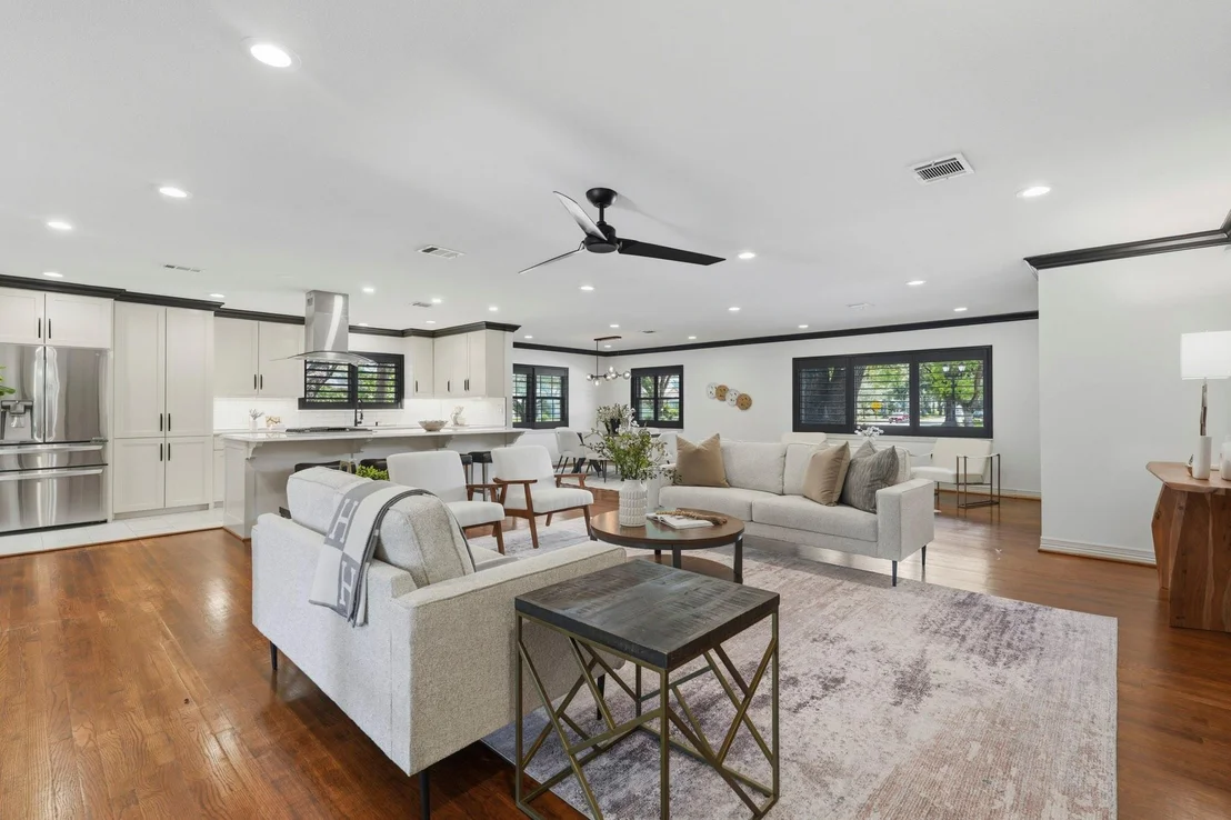 Photo of 2302 Chimney Rock Road