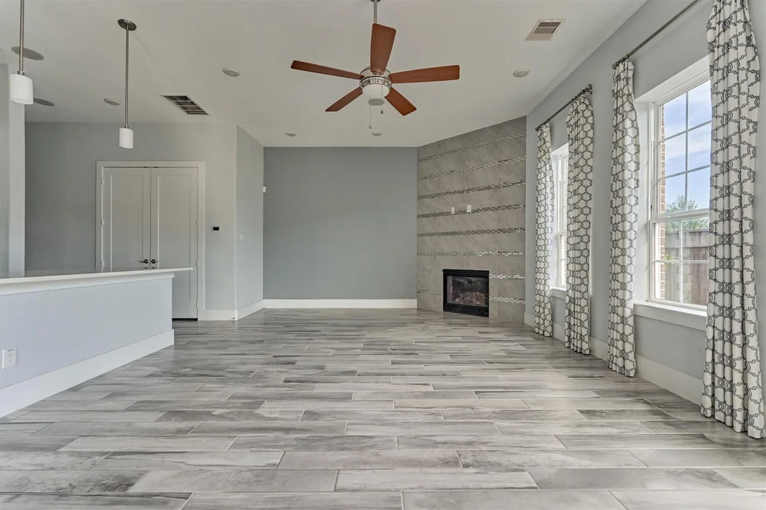 Photo of 2113 Solstice Boulevard