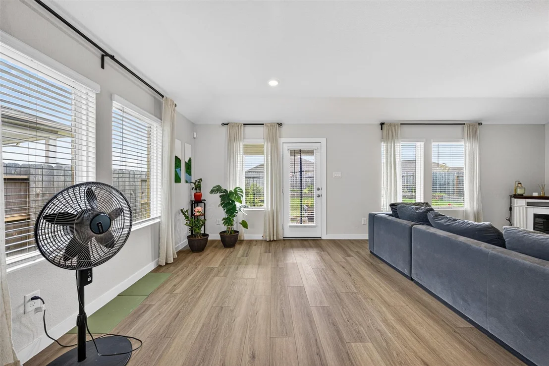 Photo of 6342 Buffalo Bend Lane