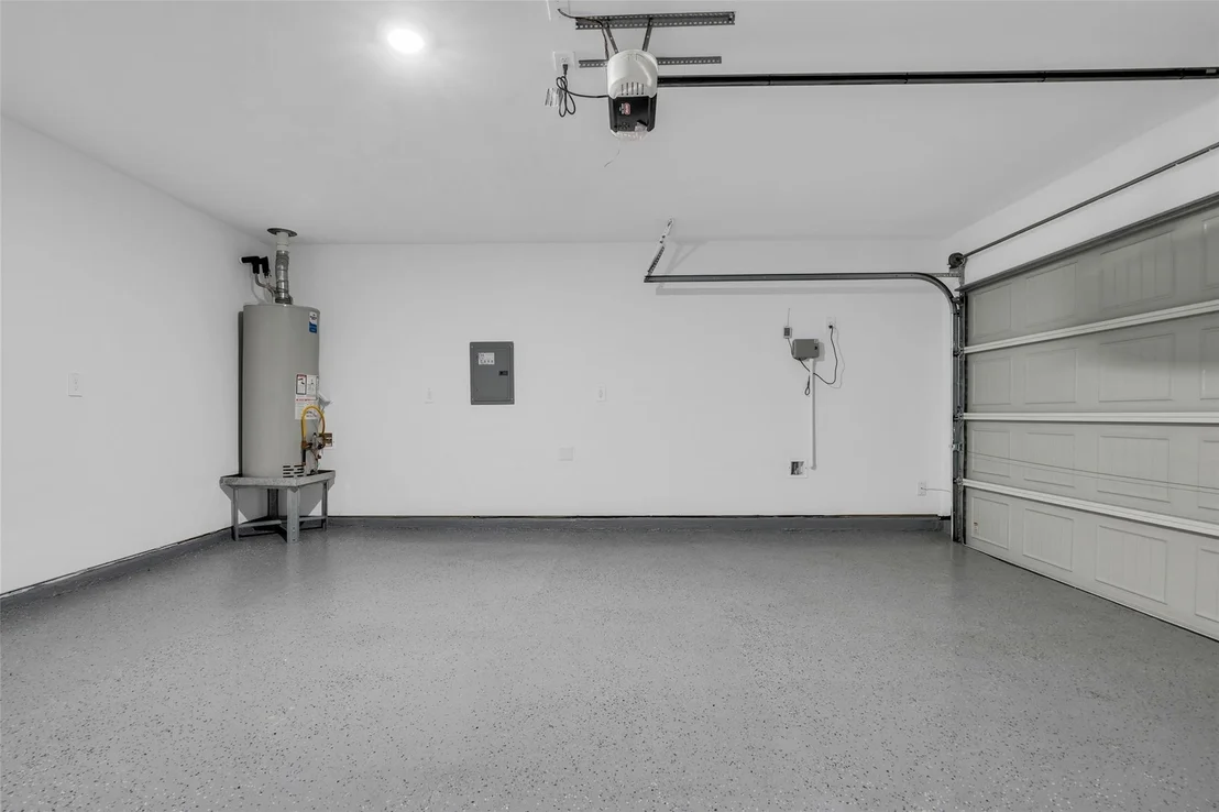 Photo of 207 River Grove Court