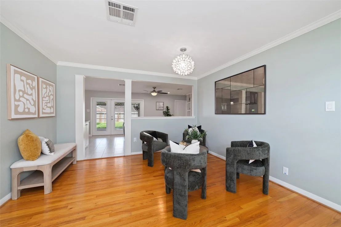 Photo of 2127 Lazybrook Drive
