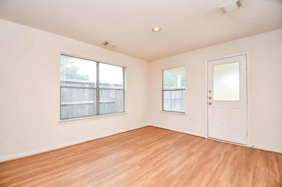 Photo of 29530 Legends Glen Drive