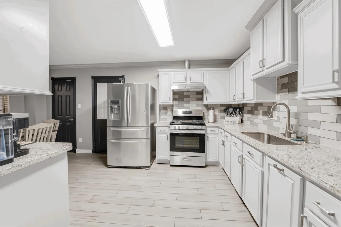Photo of 13751 Sablesprings Lane