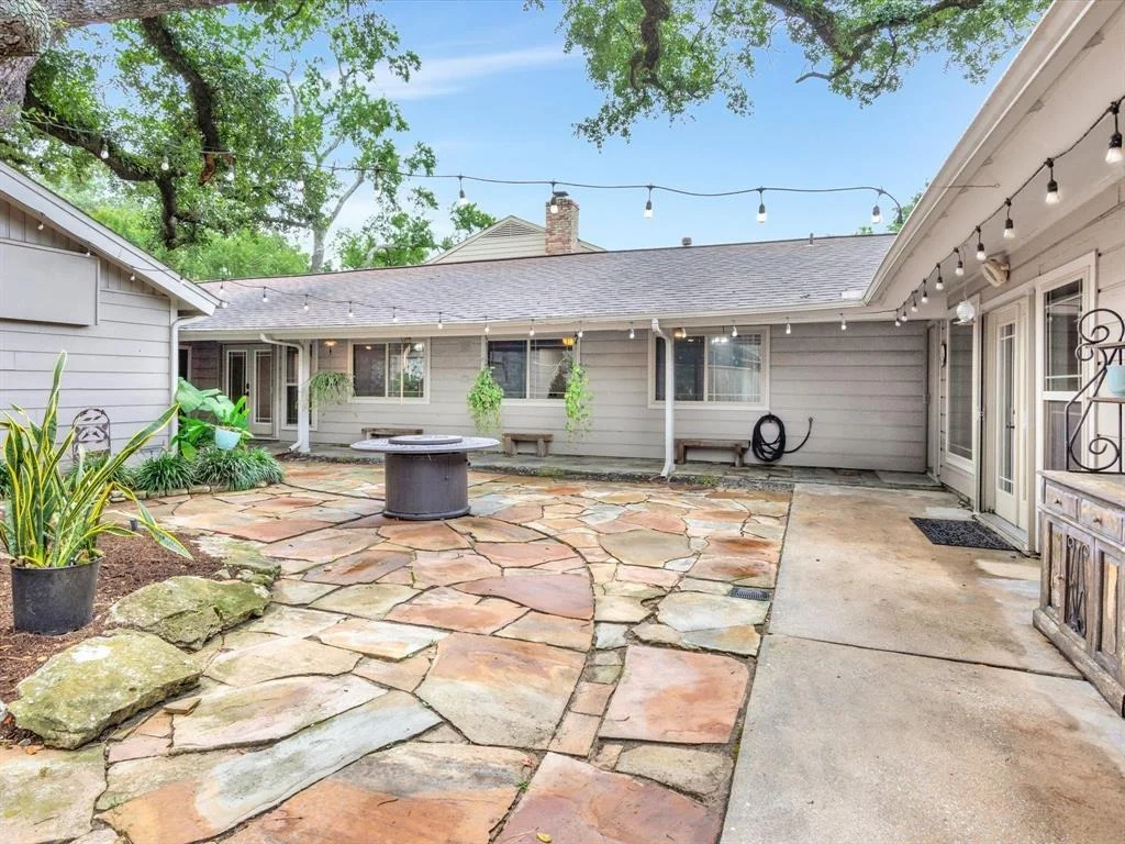 Photo of 11306 Valley Stream Drive