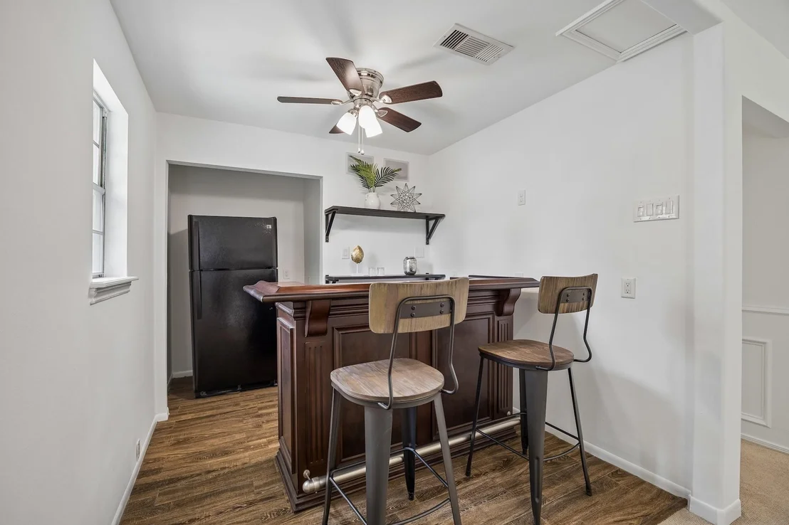 Photo of 9718 Oxted Lane