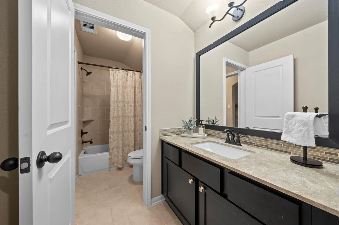 Photo of 17139 Upton Hill Drive