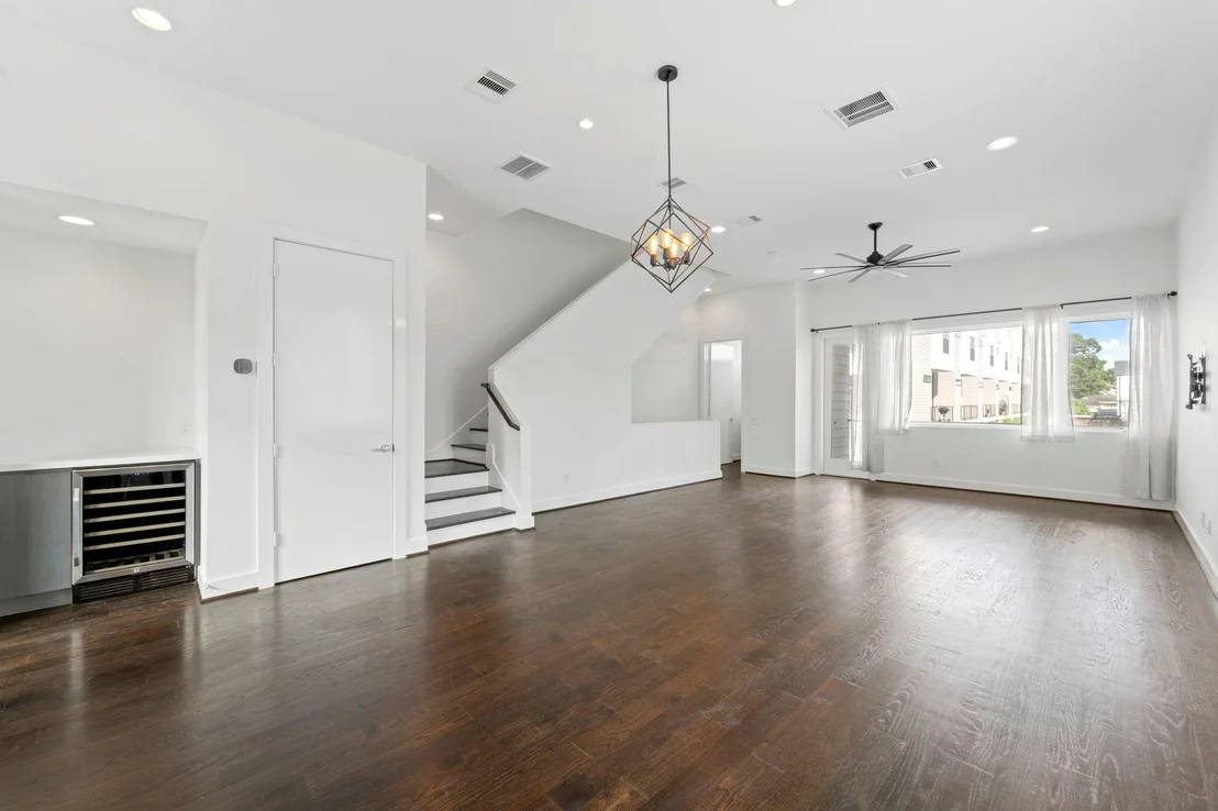 Photo of 2851 Decker Place