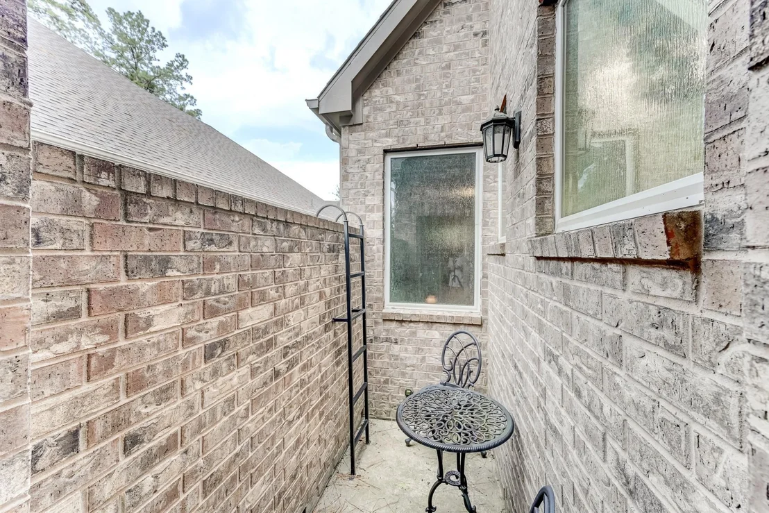 Photo of 404 Summit Ridge Court