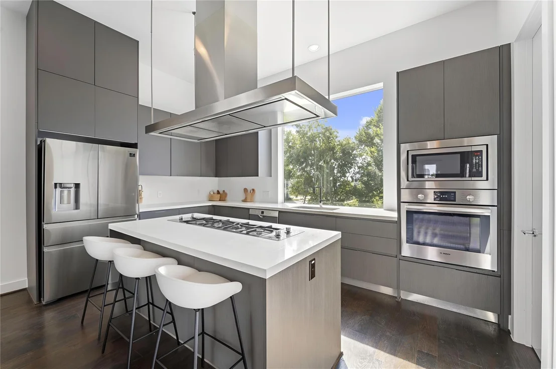 Photo of 2851 Decker Place