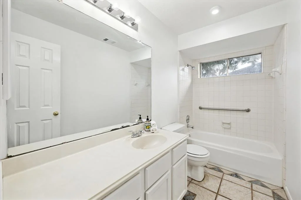 Photo of 6307 Northmark Drive
