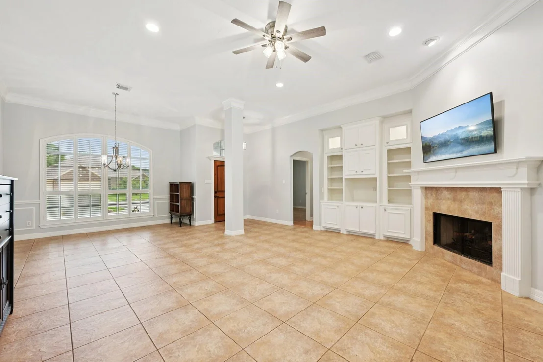 Photo of 7187 Edgewater Drive