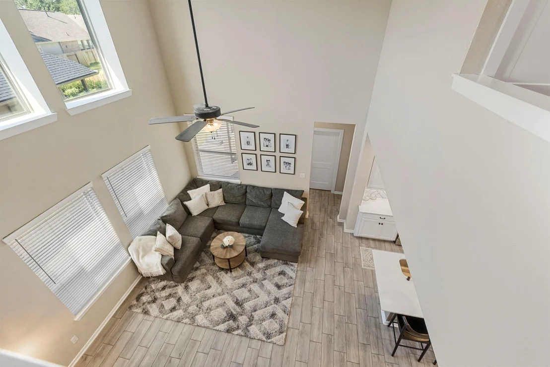 Photo of 337 Andes Drive