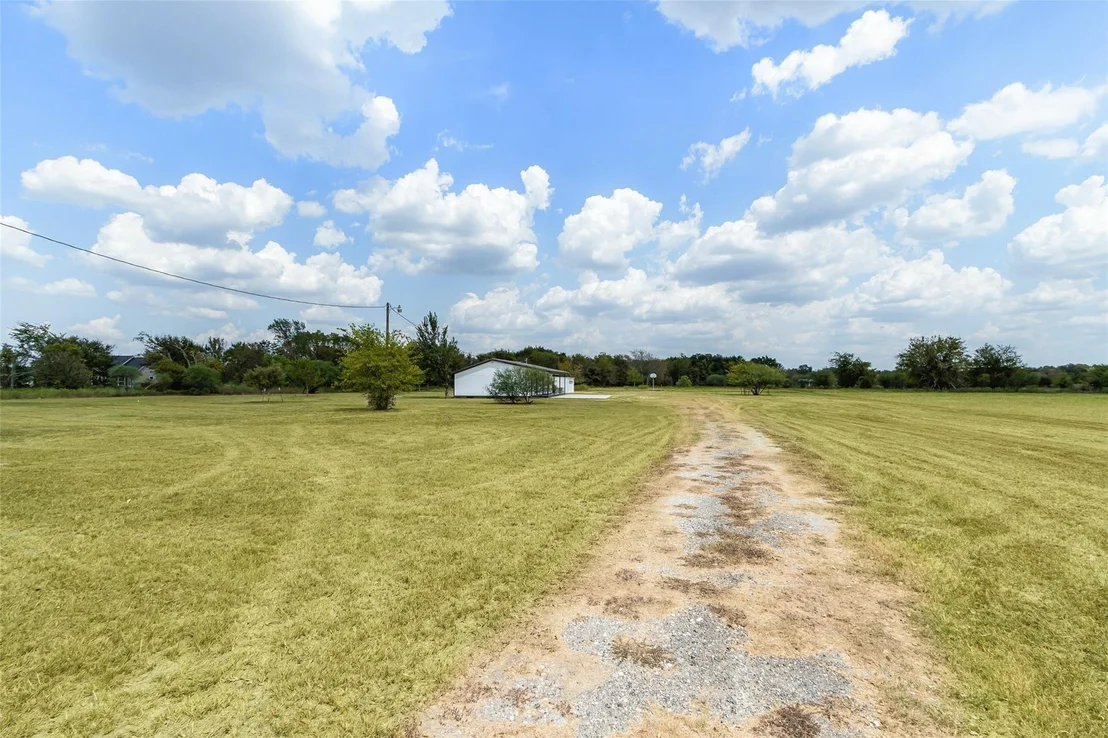Photo of 21113 Harrison Drive