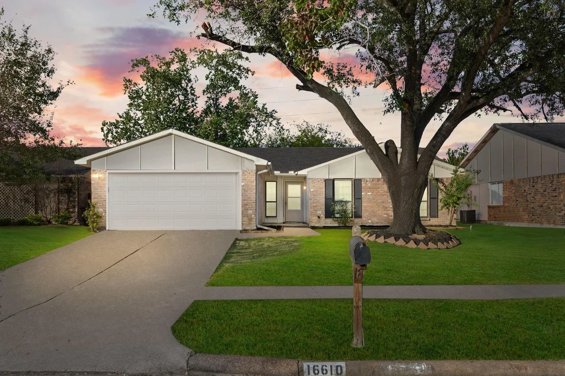 Photo of 16610 Carbridge Drive