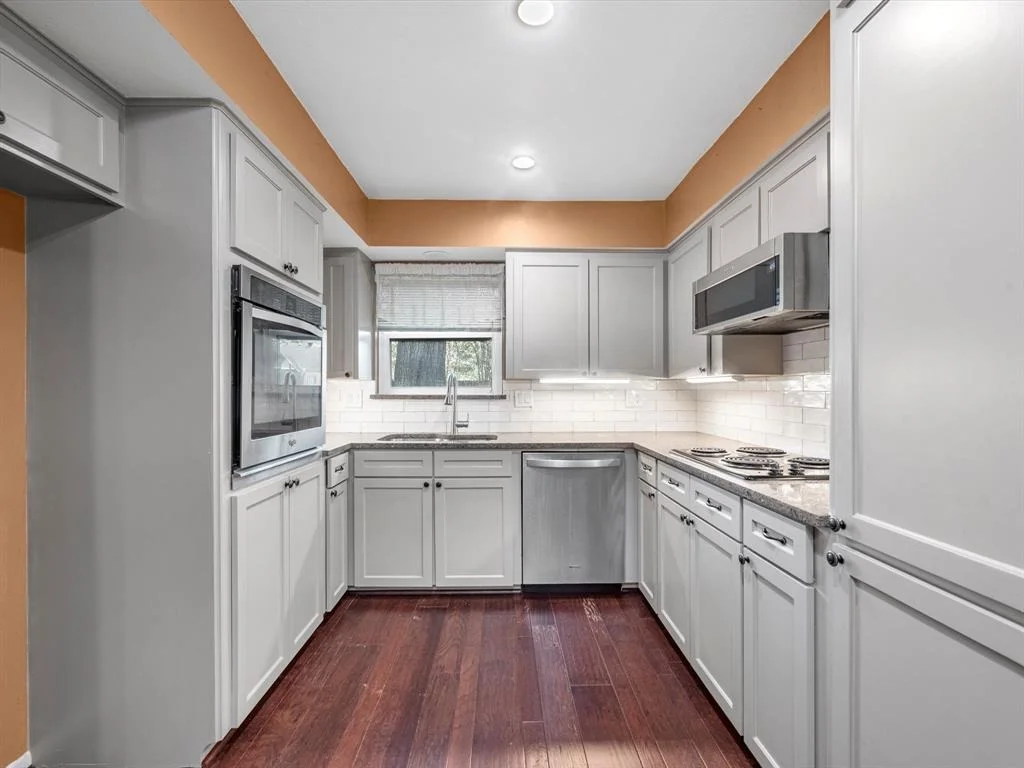 Photo of 12507 Dermott Drive