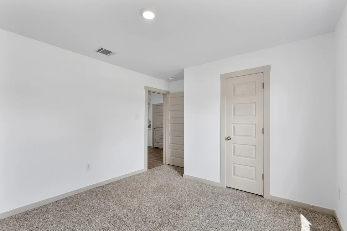 Photo of 103 Lakeway Circle