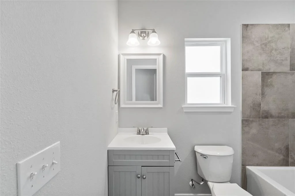 Photo of 14835 Bowie Lane